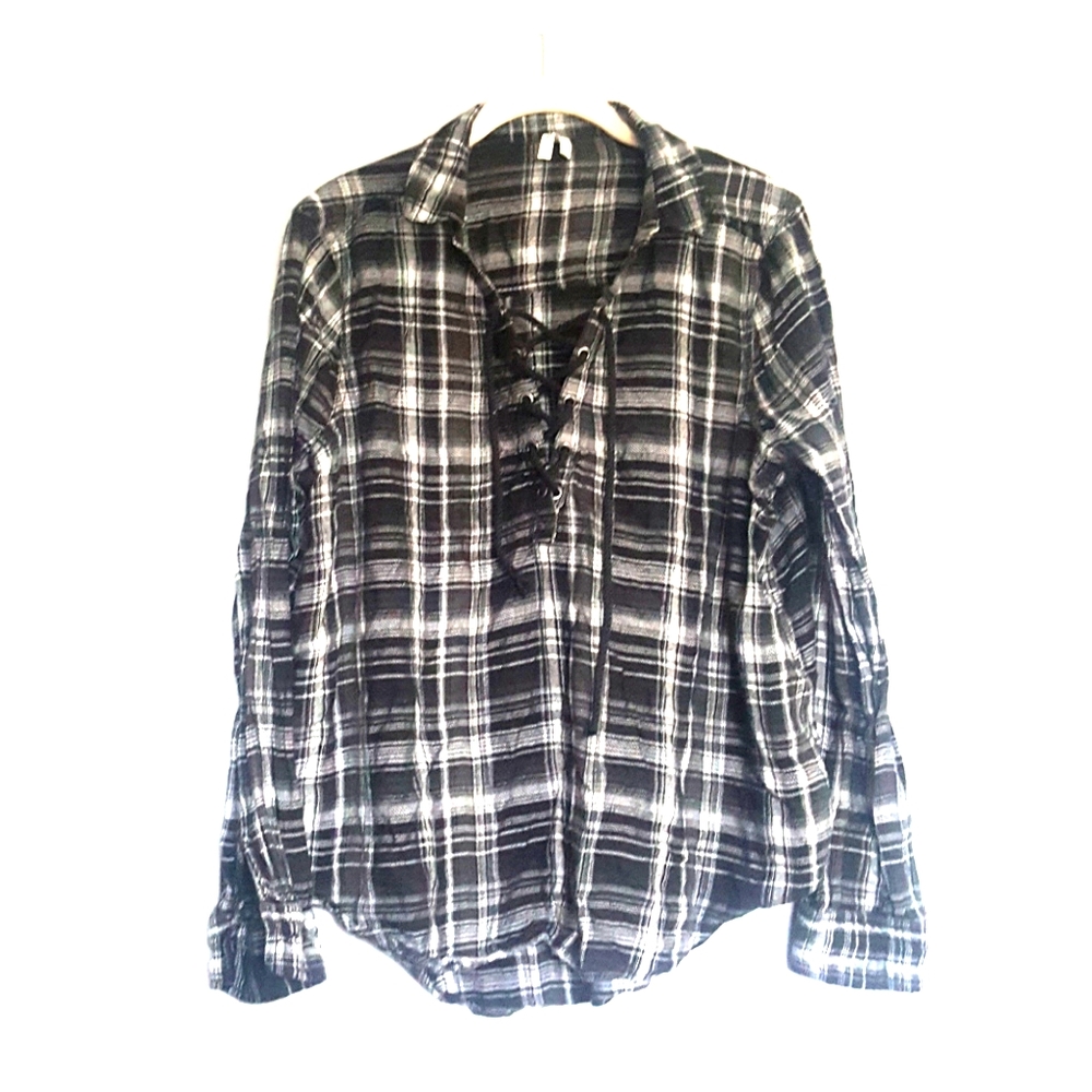 Flannel checkered print criss cross v neck detail